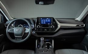2023 toyota highlander interior