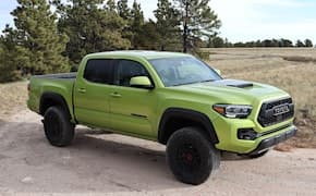 2022 toyota tacoma trd pro front side view