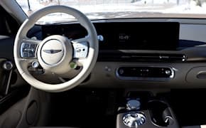 2023 Genesis GV60 dashboard