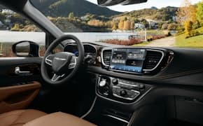 2023 Chrysler Pacifica dashboard and front seat interior