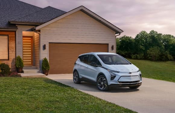2023 Chevrolet Bolt front view