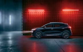 2023 Chevrolet Bolt EUV side view