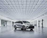2023 Toyota Sienna front side view