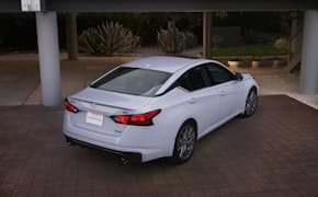 2023 Nissan Altima back view