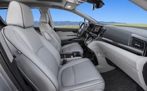 2023 Honda Odyssey front seats interior
