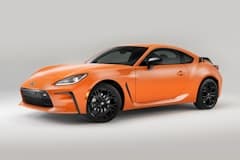 2023 Toyota GR86 front and side view