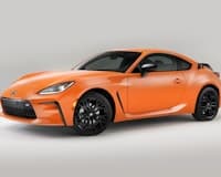 2023 Toyota GR86 front and side view