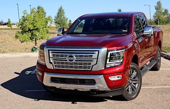 2022 Nissan Titan front and side view