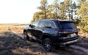 2022 Jeep Grand Cherokee 4xe side and back view