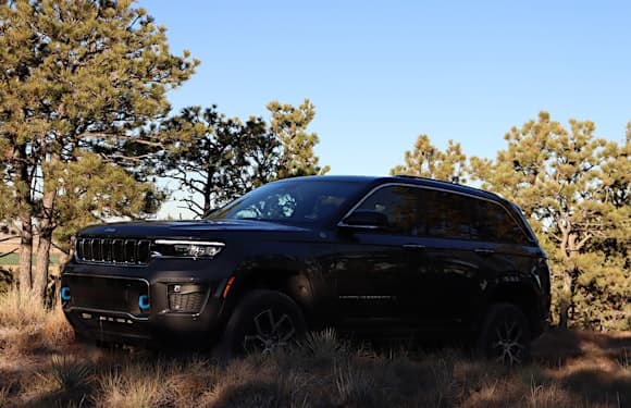 2022 Jeep Grand Cherokee 4xe front and side view
