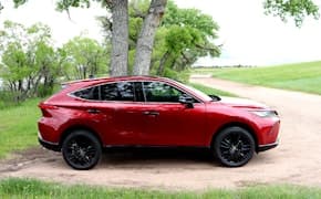 2023 Toyota Venza side view