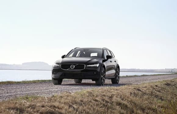 2024 Volvo V60 Cross Country