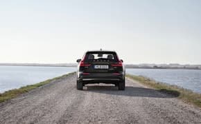 2024 Volvo V60 Cross Country back view