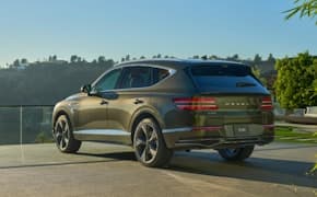 2025 Genesis GV80 side and back view