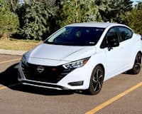 2023 Nissan Versa SR front view