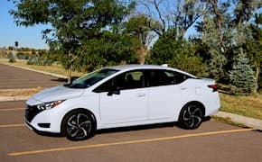 2023 Nissan Versa SR