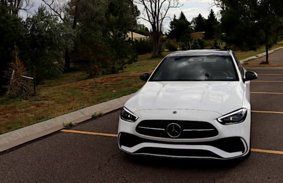 2024 Mercedes-Benz C300 front view