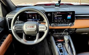 2023 GMC Canyon AT4 dashboard