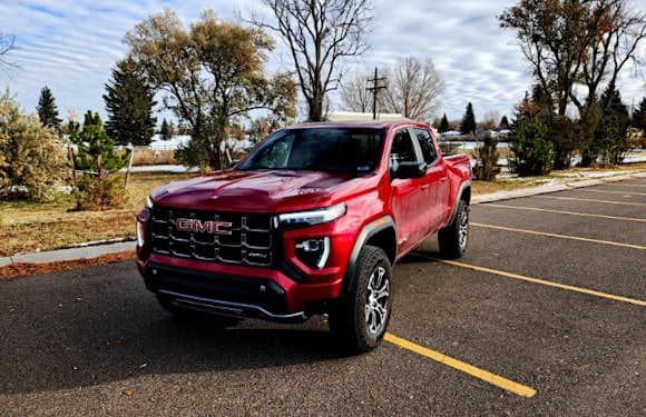 2023 GMC Canyon AT4