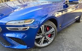 2024 Genesis G70 front wheel