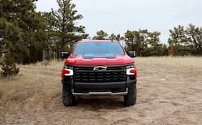 2024 Chevrolet Silverado 1500 front view