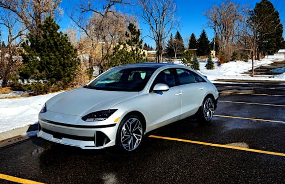 2024 Hyundai Ioniq 6