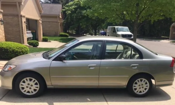 Molly's 2004 Honda Civic