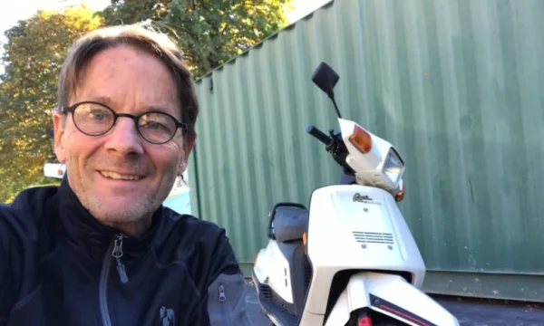 Robert's 2000 Yamaha Riva 125
